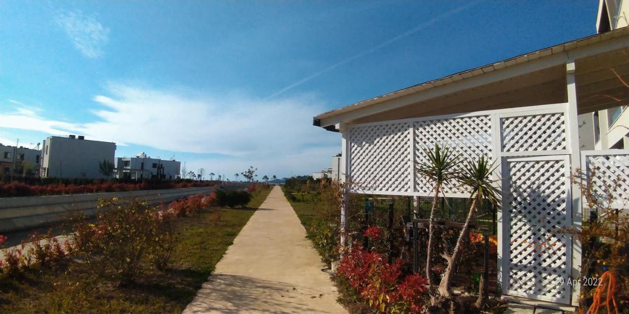 Welcome Beach Apartment Hamallaj Ngoại thất bức ảnh